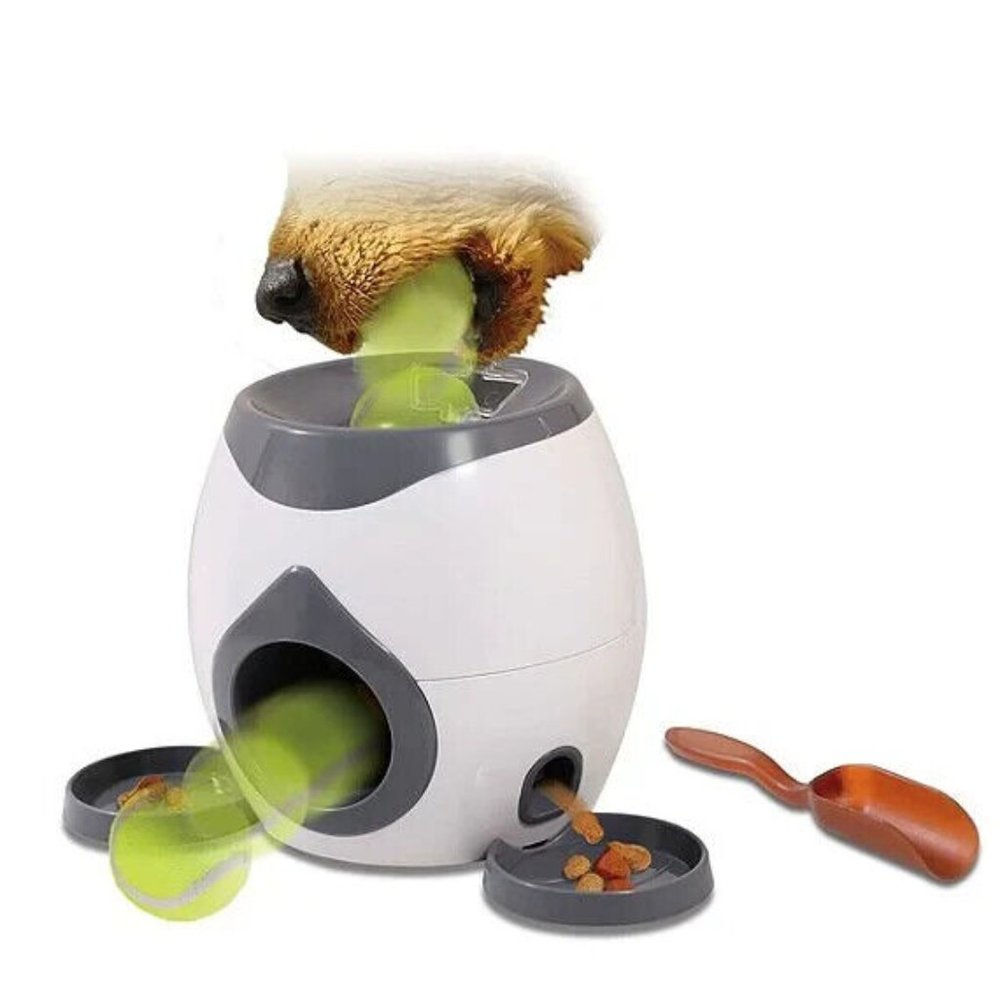 Berkshire Automatic Fetch N Treat Dog Trainer with Ball - NEW in Sealed Box